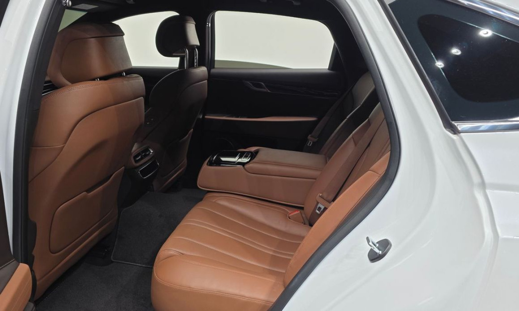 Genesis G80 Gasoline 2.5 Turbo AWD, 2024