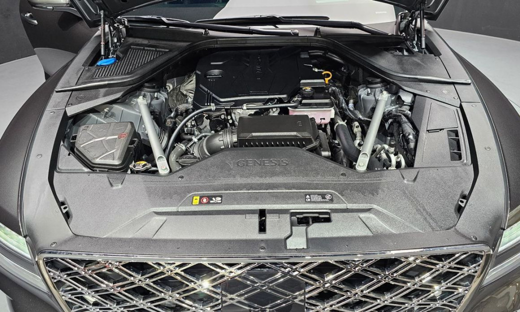 Genesis G80 Gasoline 2.5 Turbo AWD, 2025