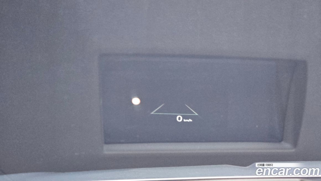 Kia Carnival 7-Seater Signature, 2024