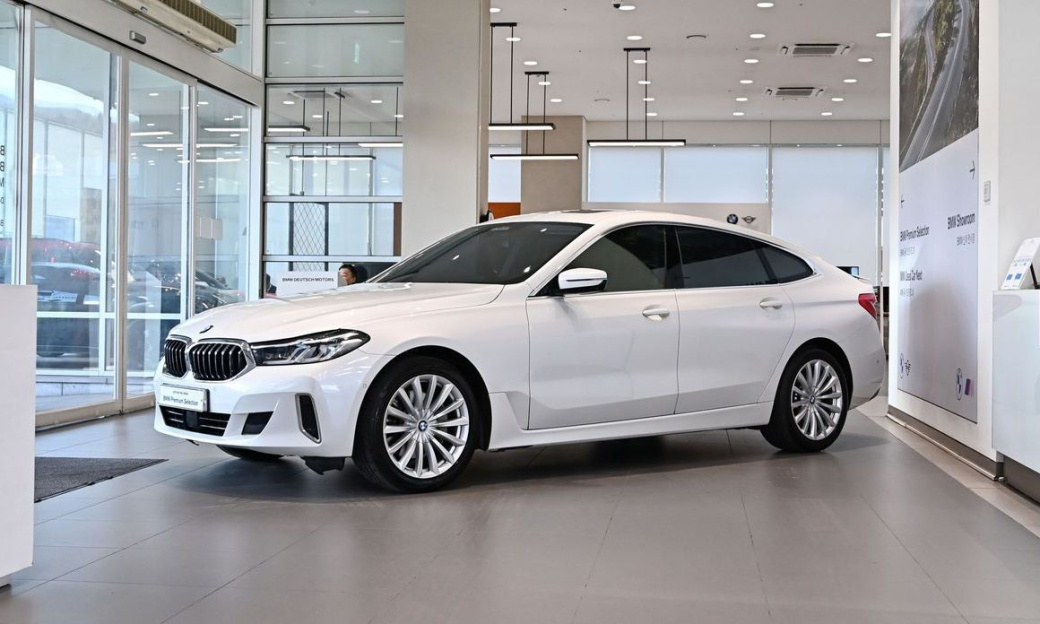 BMW Gran Turismo 630i xDrive Luxury, 2023