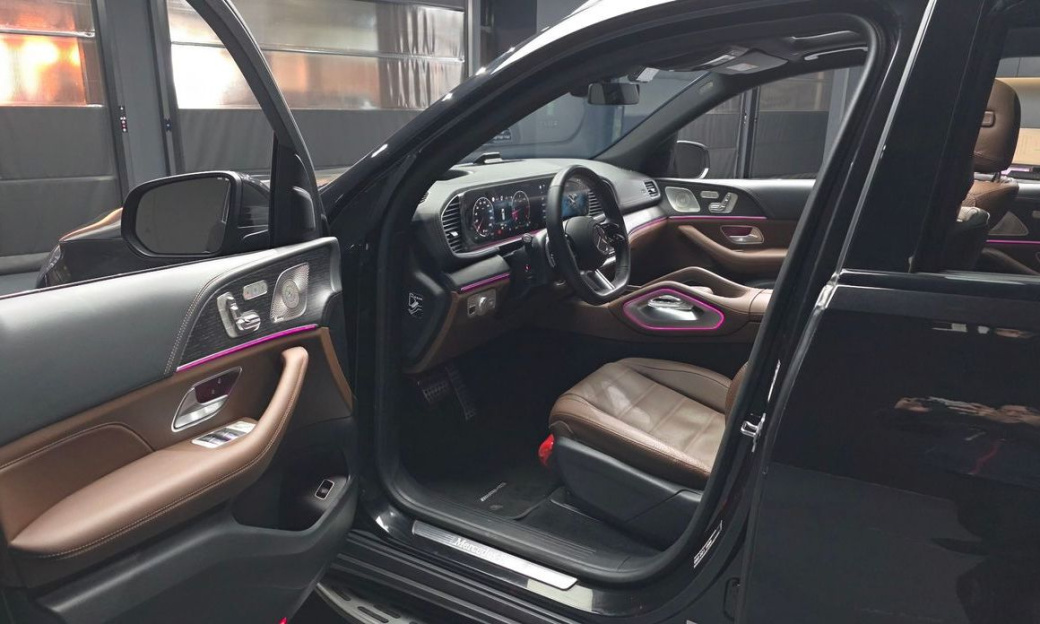 Mercedes-Benz GLS-Class GLS450d 4MATIC, 2025
