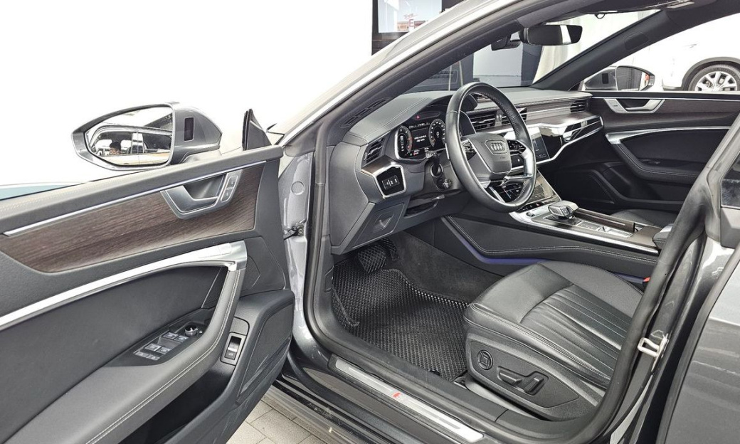 Audi A7 45 TDI Quattro Premium, 2022