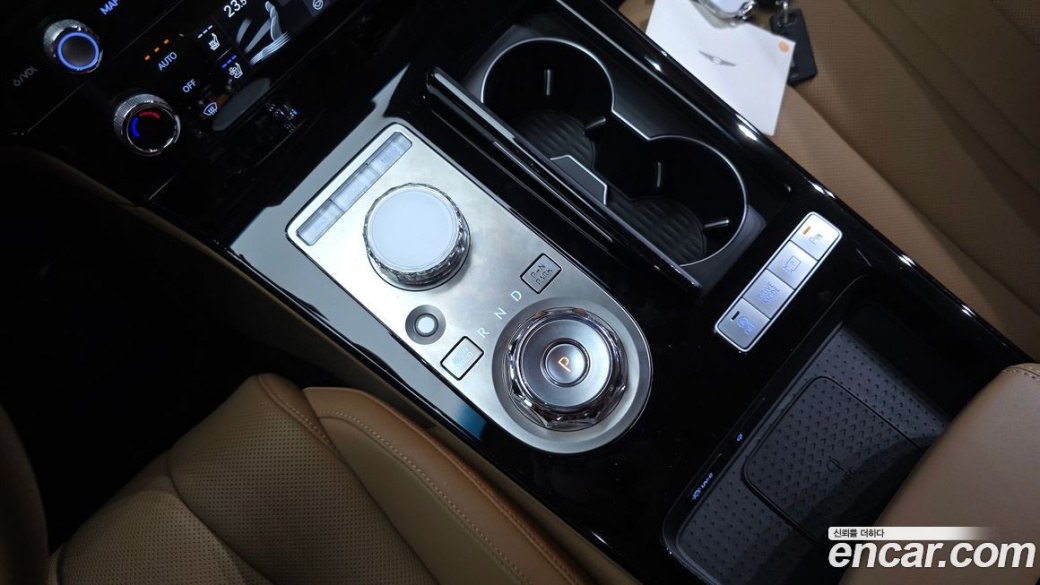 Genesis G80 Gasoline 2.5 Turbo AWD, 2025
