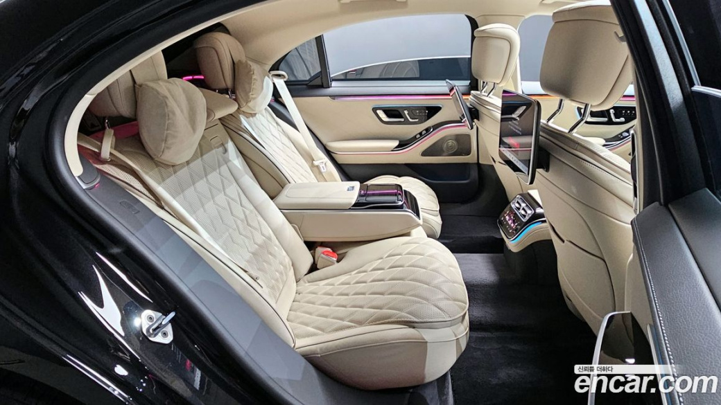 Mercedes-Benz S-Class S500L 4MATIC, 2023