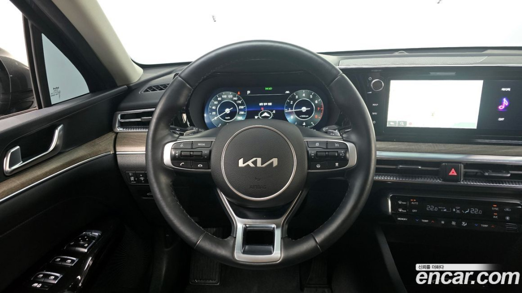 Kia K5 2.0, 2023
