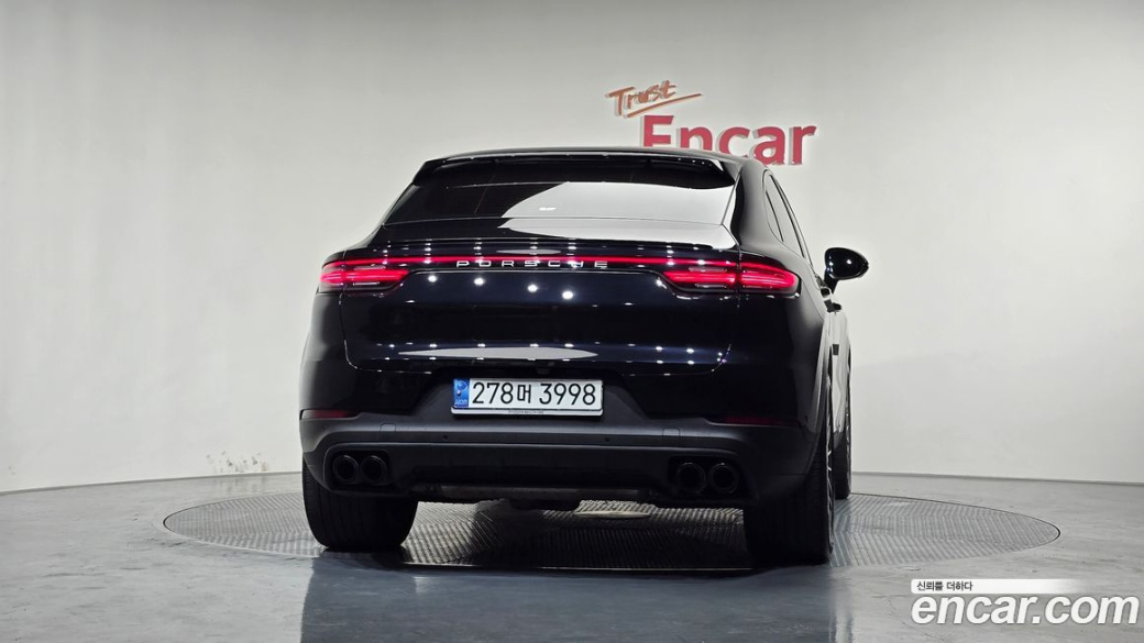 Porsche Cayenne 3.0 Coupe, 2022