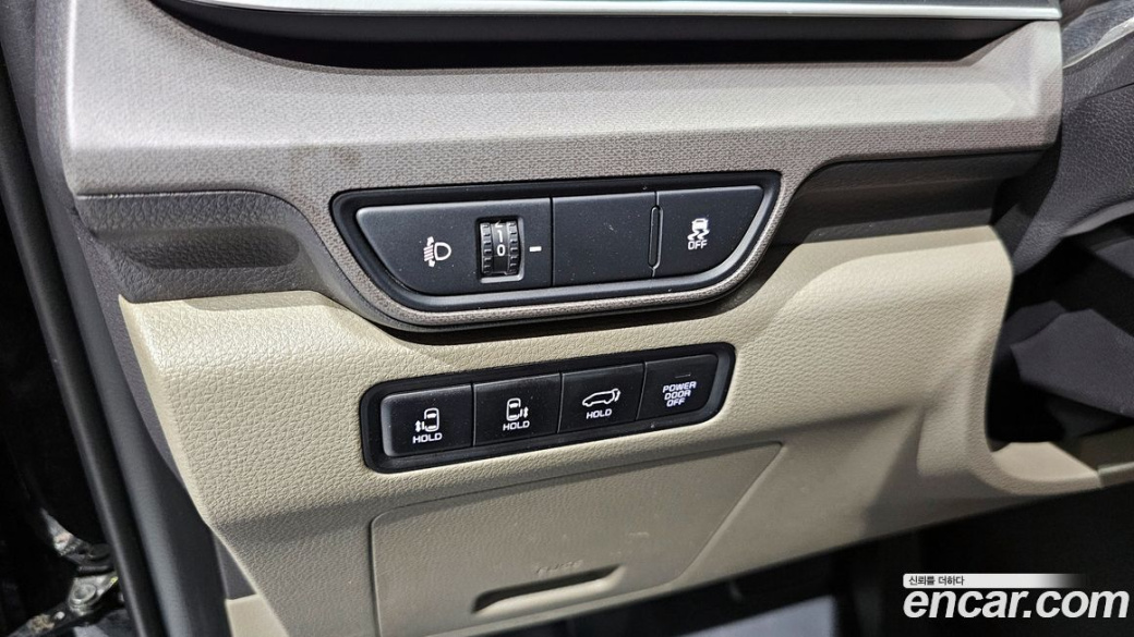 Kia Carnival 9-Seater Noblesse, 2025