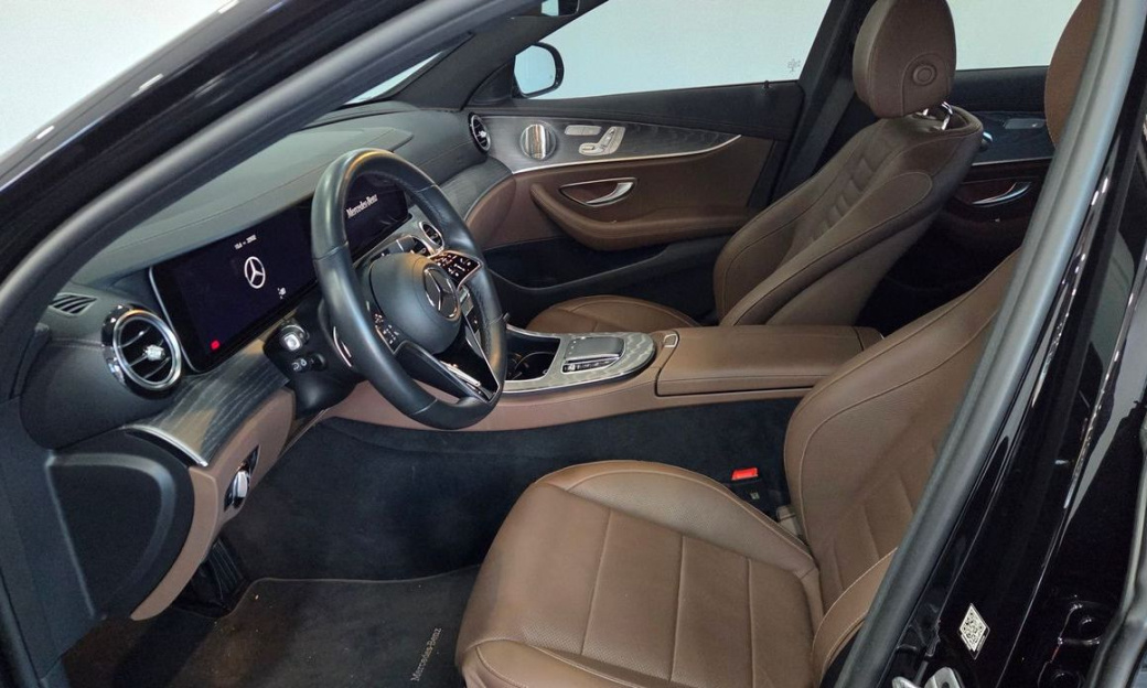 Mercedes-Benz E-Class E350 4MATIC Exclusive, 2023