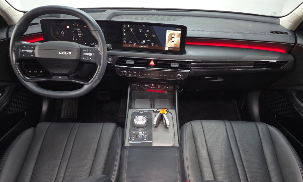Kia K8 2.5 Gasoline 2WD, 2025