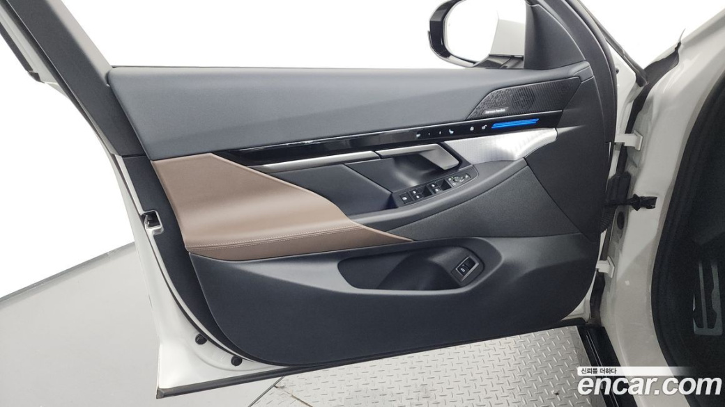 BMW 5-Series 520i M Sport, 2024