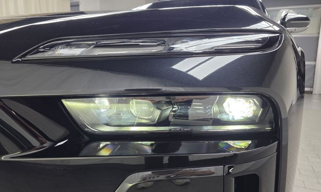 BMW 7-Series 740i xDrive M Sport Limited, 2025