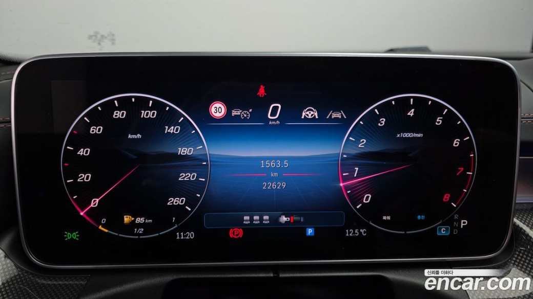 Mercedes-Benz C-Class C200 AMG Line, 2025