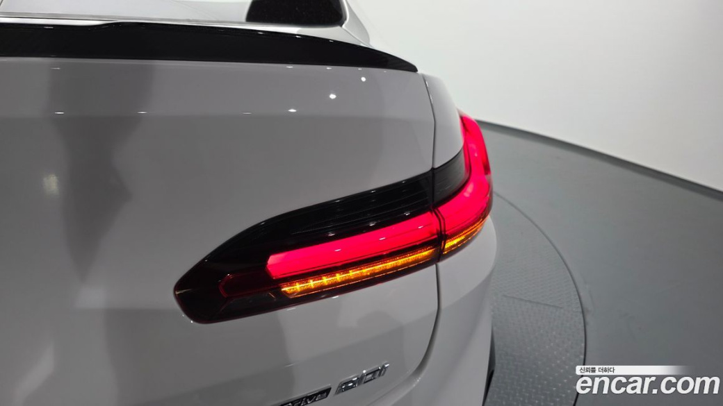 BMW X4 xDrive20i M Sports Pro, 2024