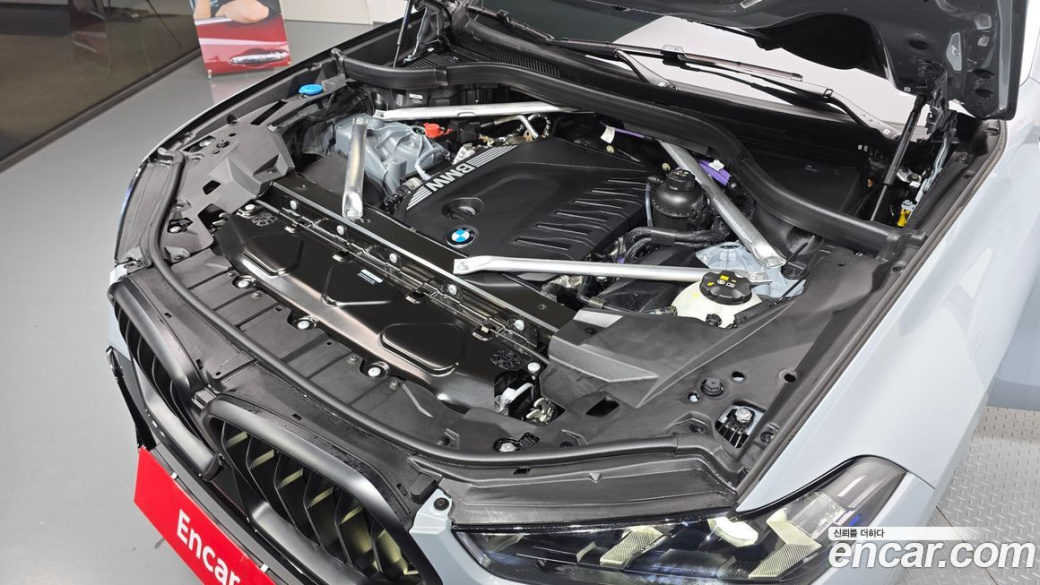 BMW X6 xDrive40d M Sport Pro, 2025