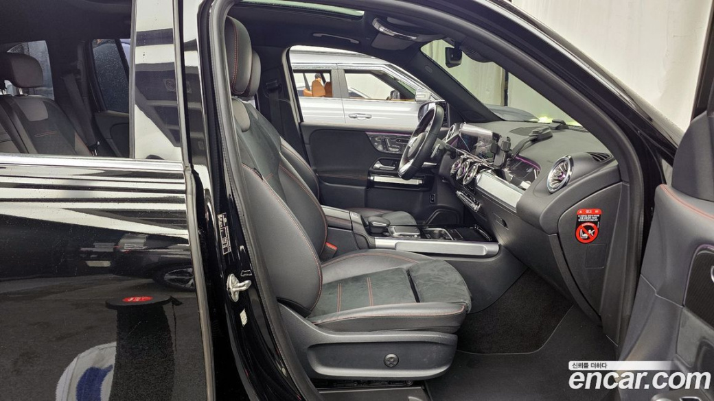 Mercedes-Benz GLB-Class GLB250 4MATIC, 2023