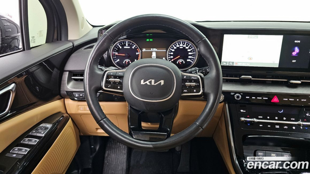 Kia Carnival 9-Seater Noblesse, 2022