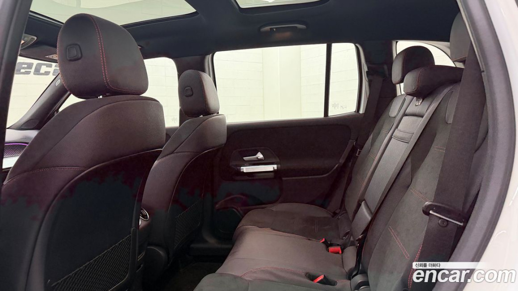 Mercedes-Benz GLB-Class GLB250 4MATIC, 2025