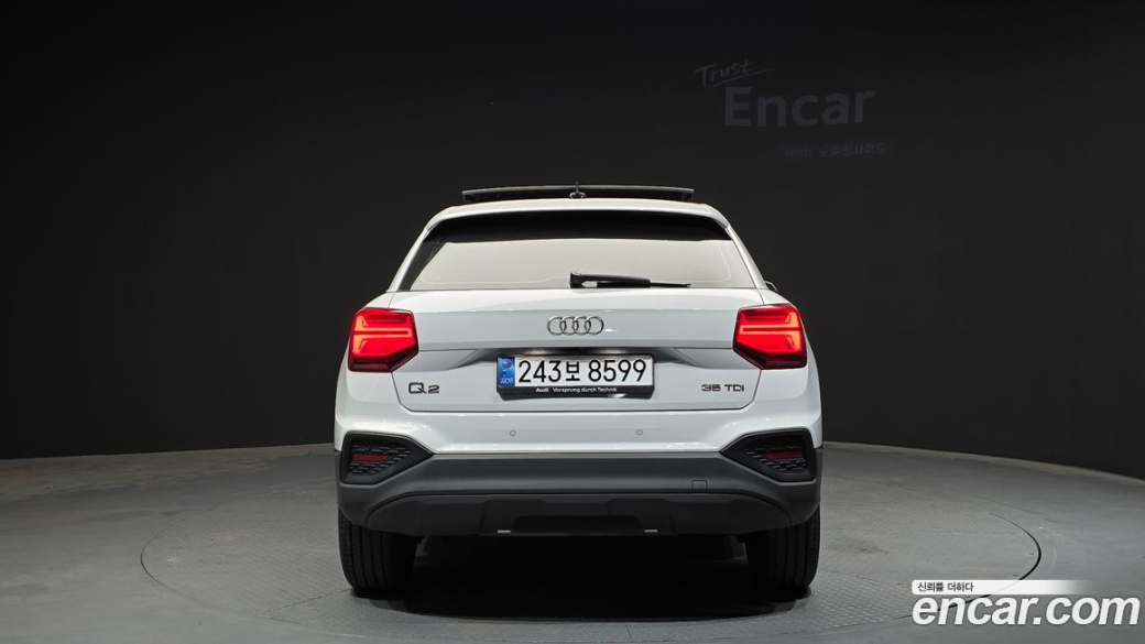 Audi Q2 35 TDI, 2023