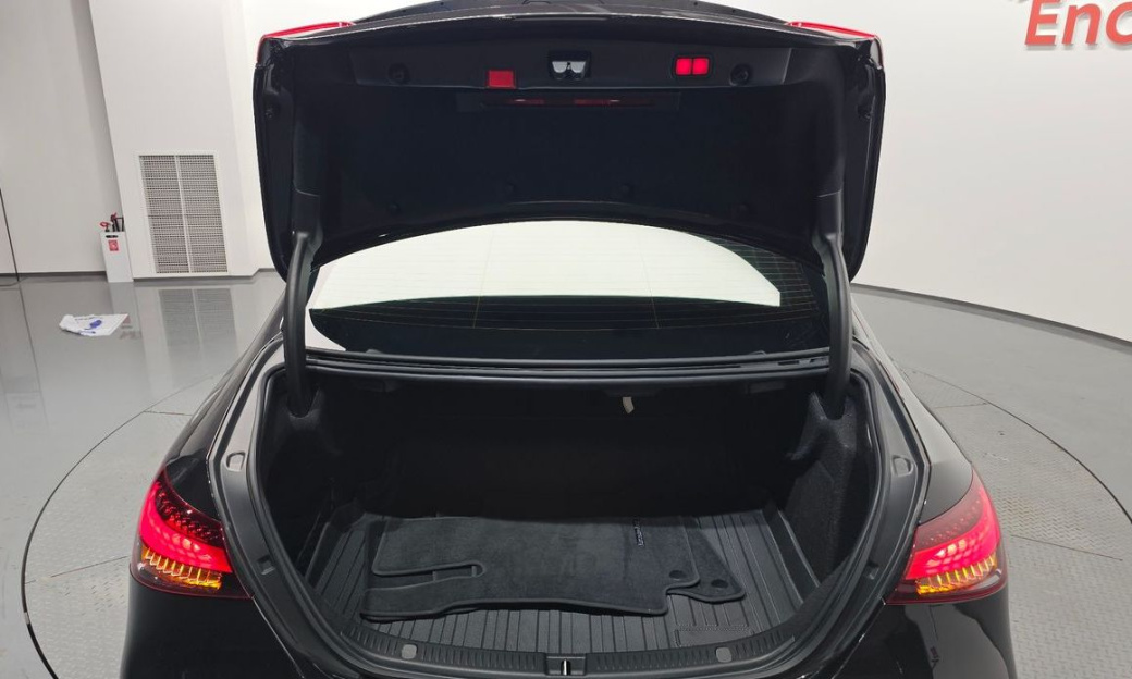 Mercedes-Benz E-Class E350 4MATIC Avantgarde, 2022