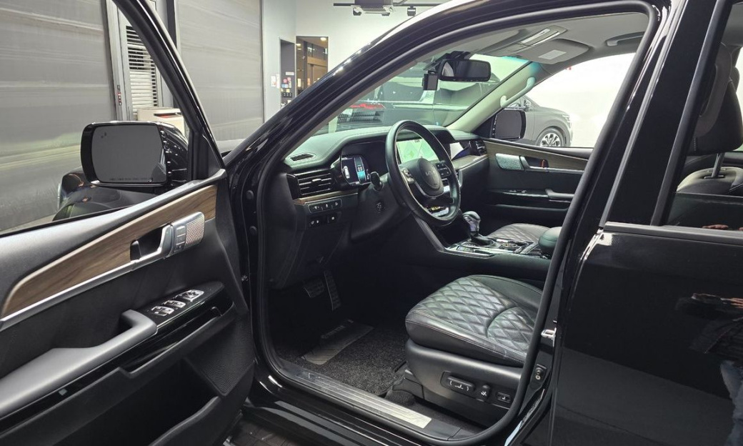 Kia Mohave Diesel 3.0 4WD 6-Seater, 2022