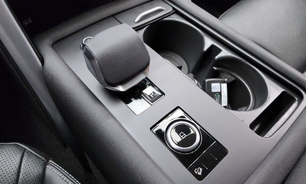 Land Rover Discovery D250 S, 2024