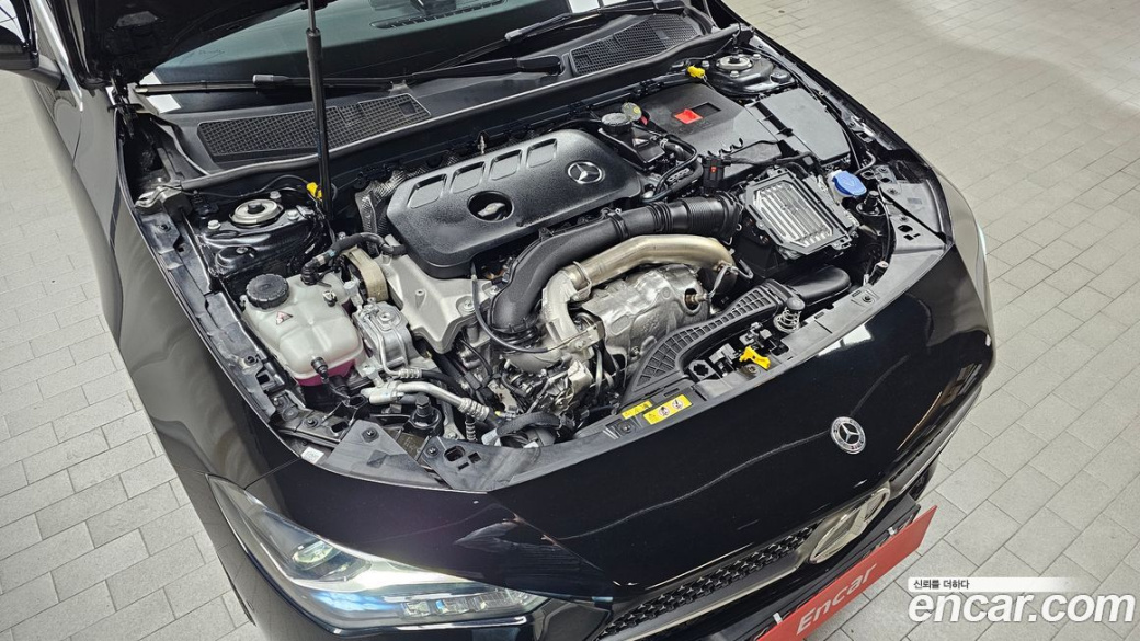 Mercedes-Benz CLA-Class CLA250 4MATIC, 2025