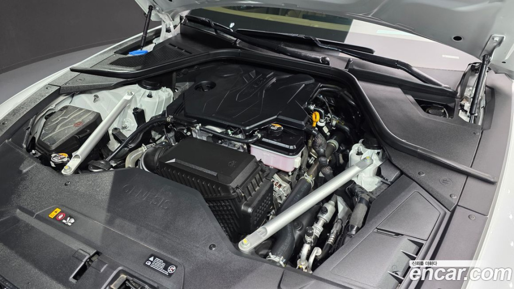 Genesis G80 Gasoline 2.5 Turbo AWD, 2025