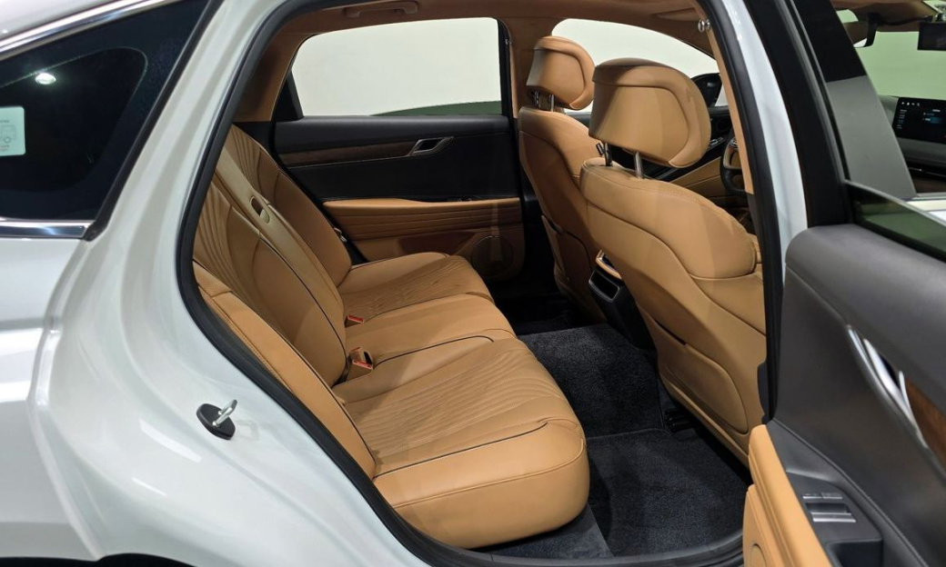 Genesis G80 Gasoline 2.5 Turbo AWD, 2022