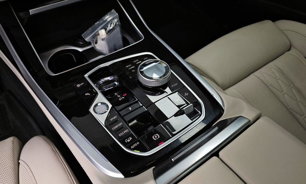 BMW X7 xDrive 40i M Sport 6STR, 2024