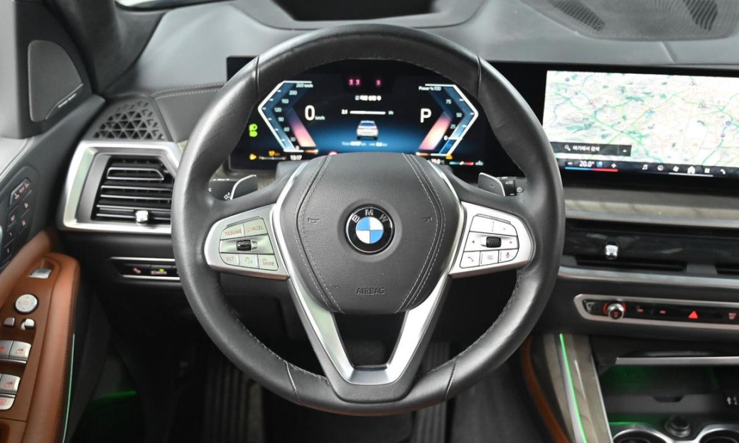 BMW X7 xDrive 40i Design Pure Excellence 7-Seater, 2024