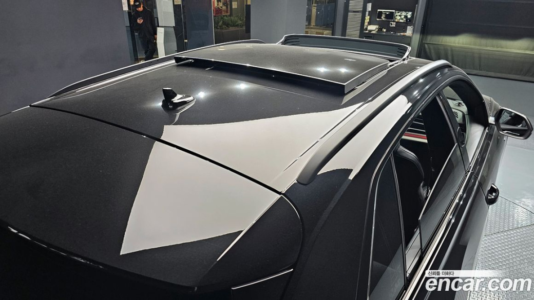 Audi Q8 55 TFSI Quattro Premium, 2023