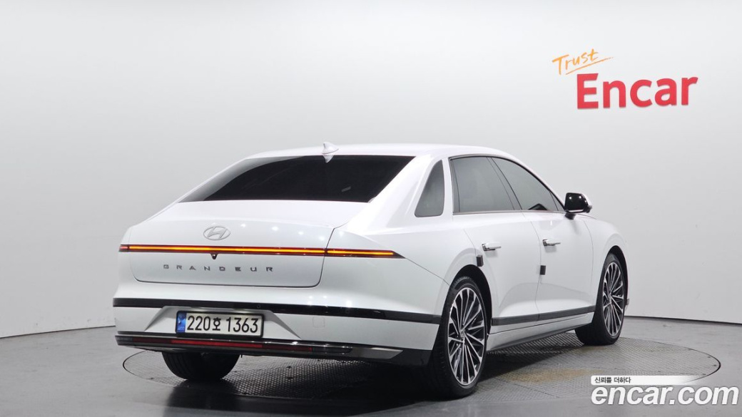 Hyundai Grandeur 2,5 Gasoline 2WD, 2023