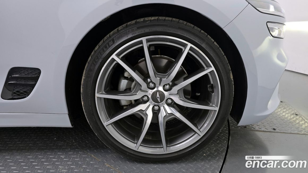 Genesis G70 Gasoline 2.0T 2WD, 2021