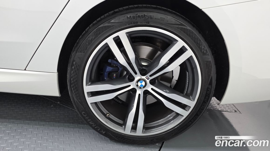 BMW Gran Turismo 640i xDrive M Sport, 2023