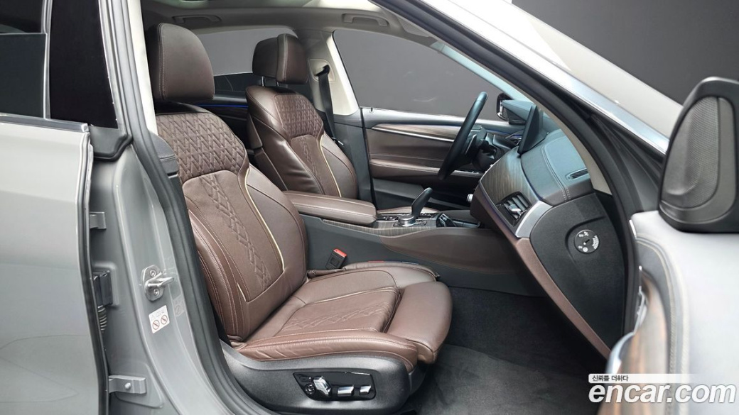BMW Gran Turismo 630i xDrive Luxury, 2022