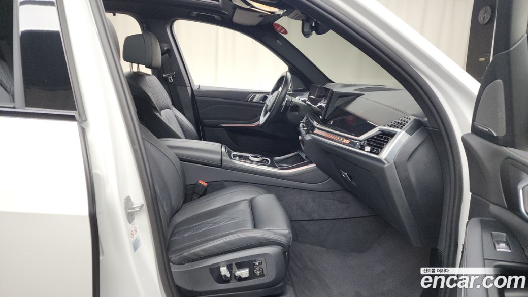BMW X5 xDrive 40i M Sport, 2024