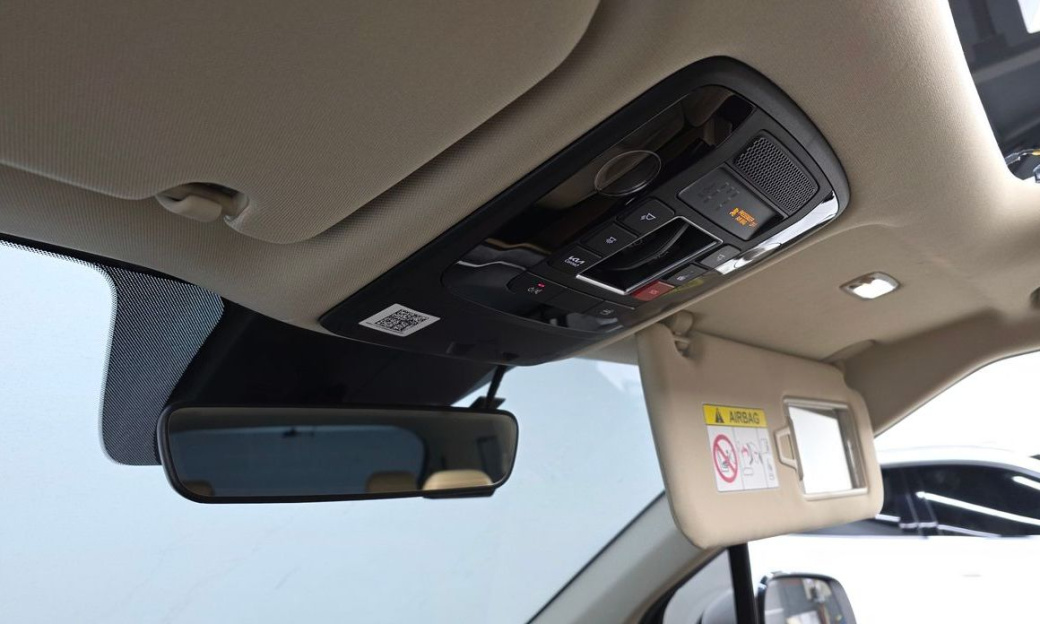 Kia Carnival 9-Seater Noblesse, 2023