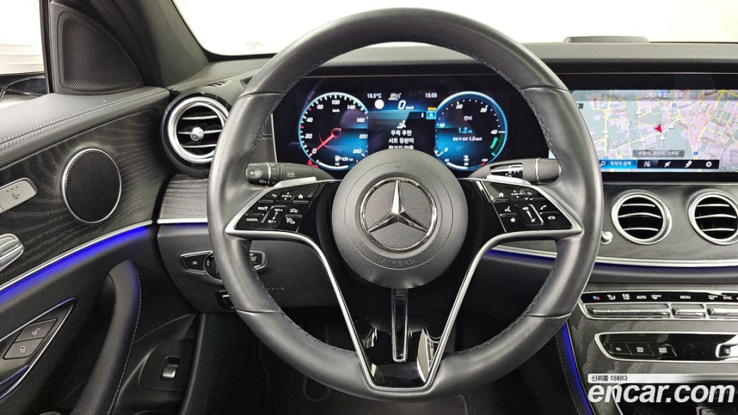 Mercedes-Benz E-Class E250 AMG Line, 2023