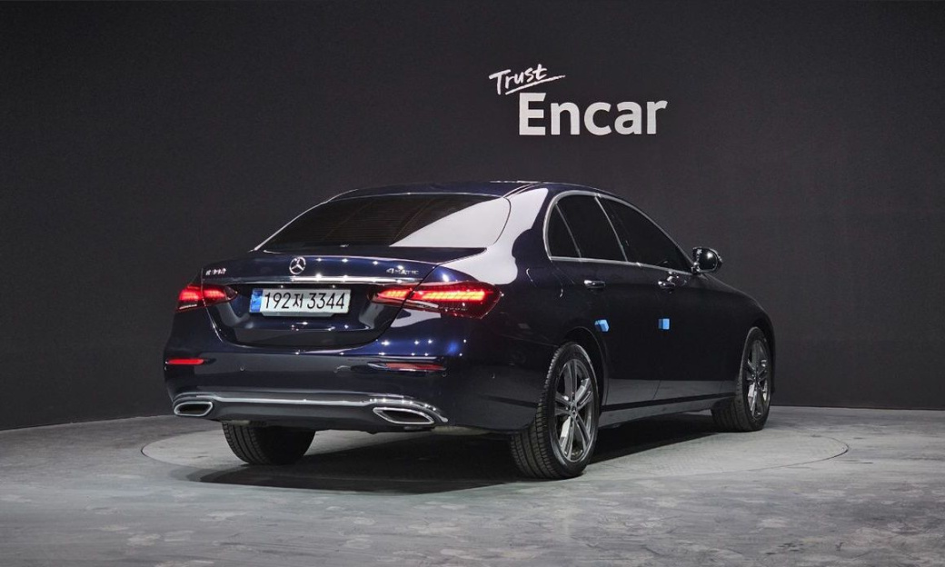 Mercedes-Benz E-Class E350 4MATIC Avantgarde, 2022