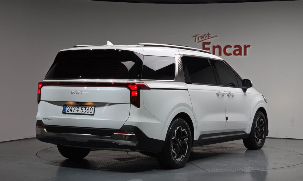 Kia Carnival 9-Seater Noblesse, 2025