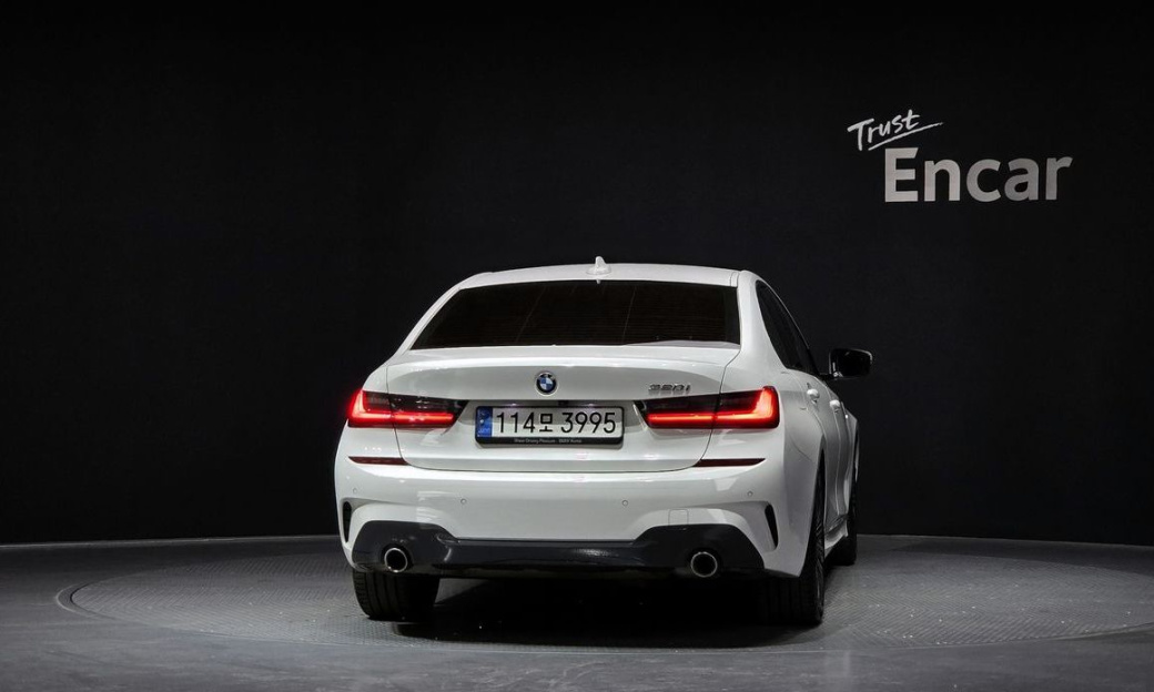 BMW 3-Series 320i M Sport, 2022