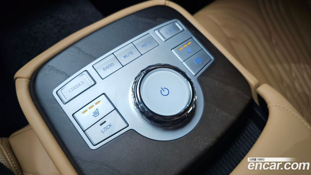 Genesis G80 Gasoline 2.5 Turbo AWD, 2024