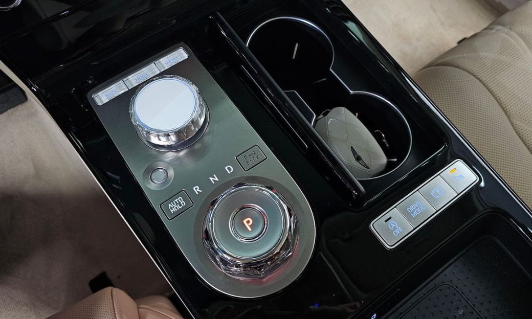 Genesis G80 Gasoline 2.5 Turbo 2WD, 2025
