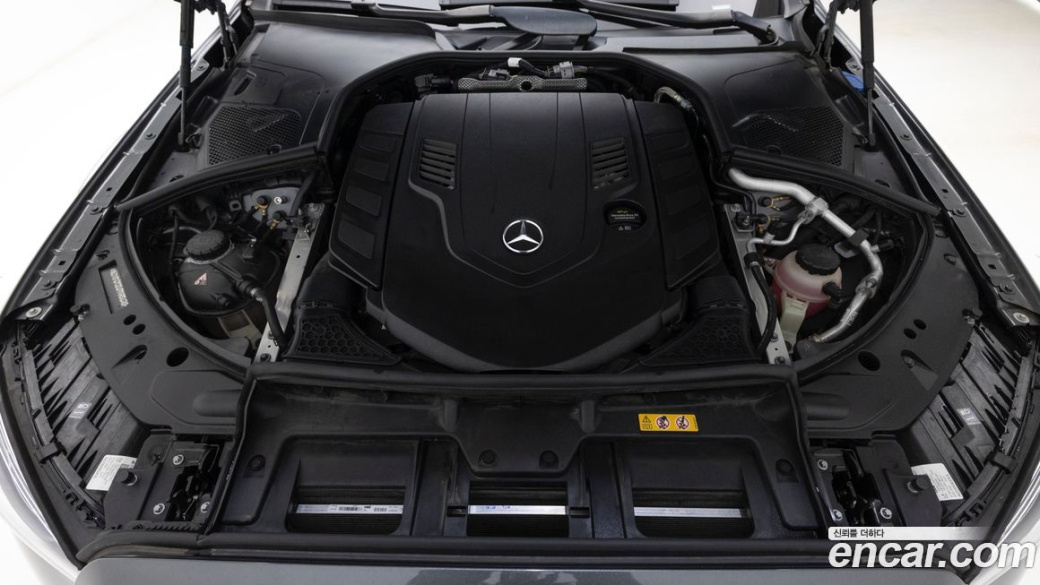 Mercedes-Benz S-Class Maybach S580 4MATIC, 2024