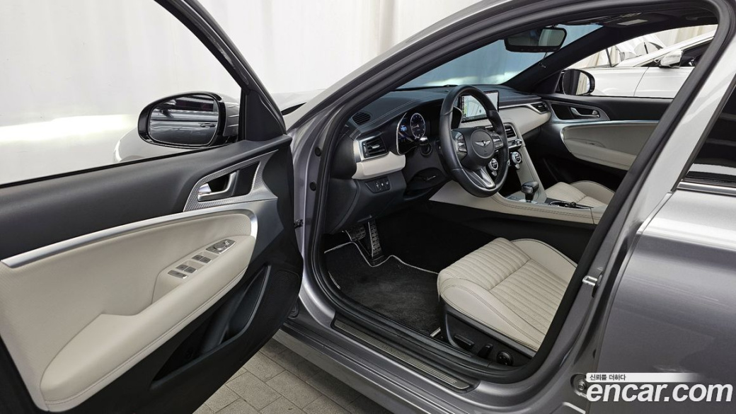 Genesis G70 Gasoline 2.0T 4WD, 2021