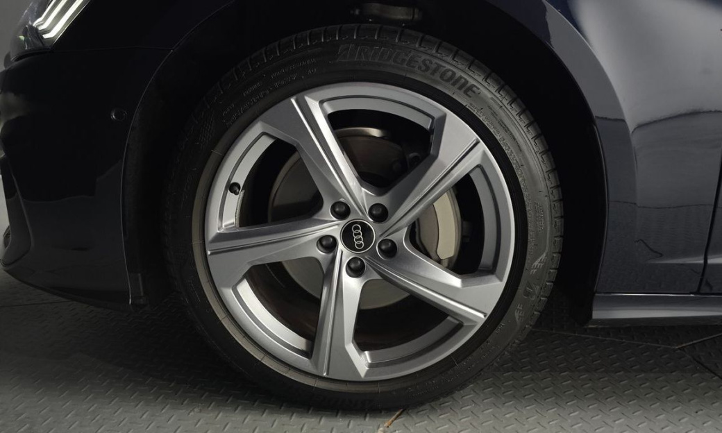 Audi A6 45 TFSI Premium, 2025