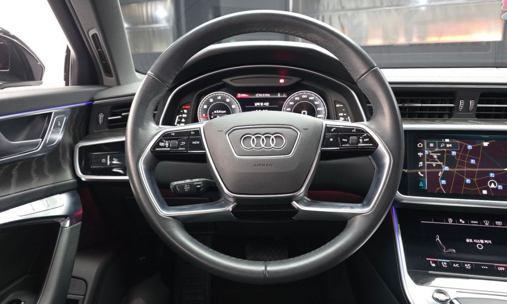 Audi A6 45 TFSI Quattro Premium, 2023
