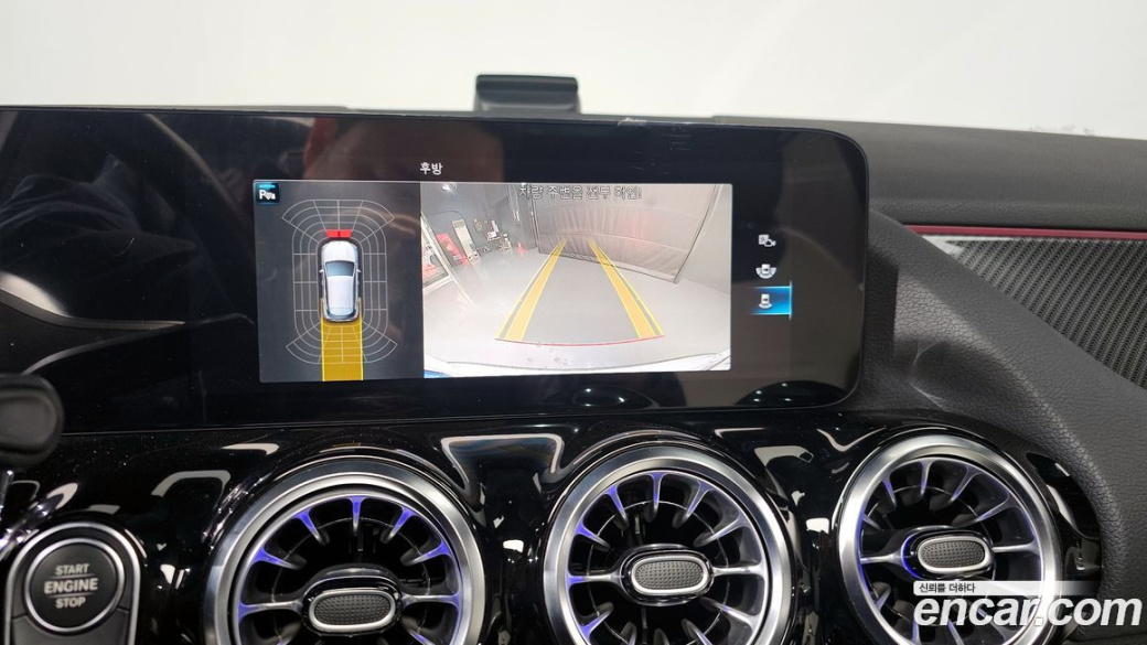 Mercedes-Benz GLA-Class GLA250 4MATIC, 2023