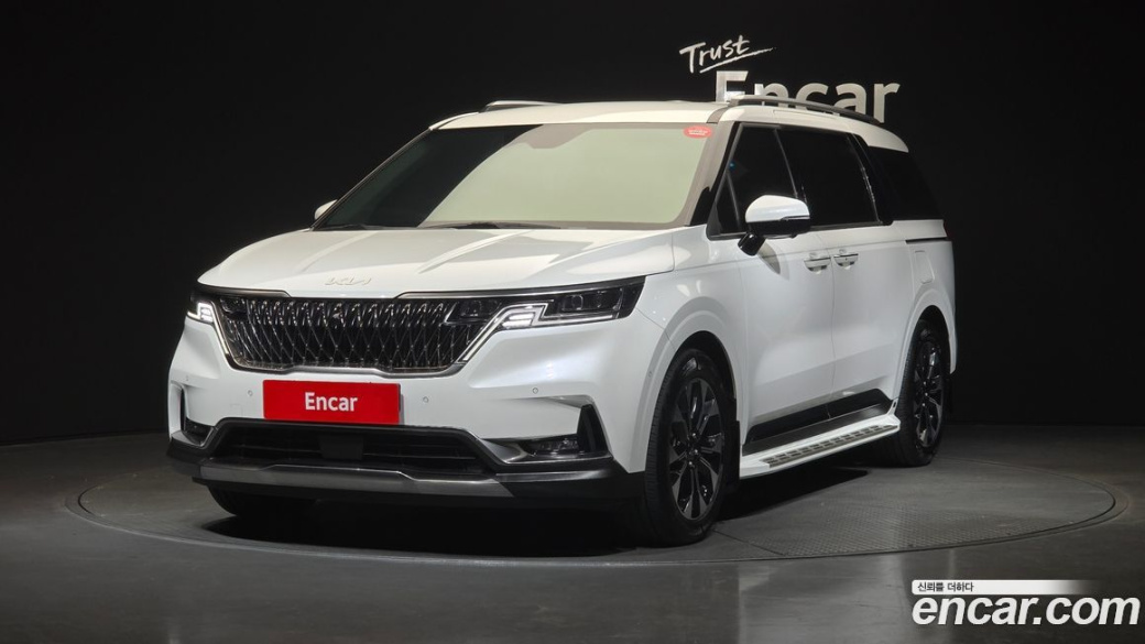 Kia Carnival 9-Seater Signature, 2023