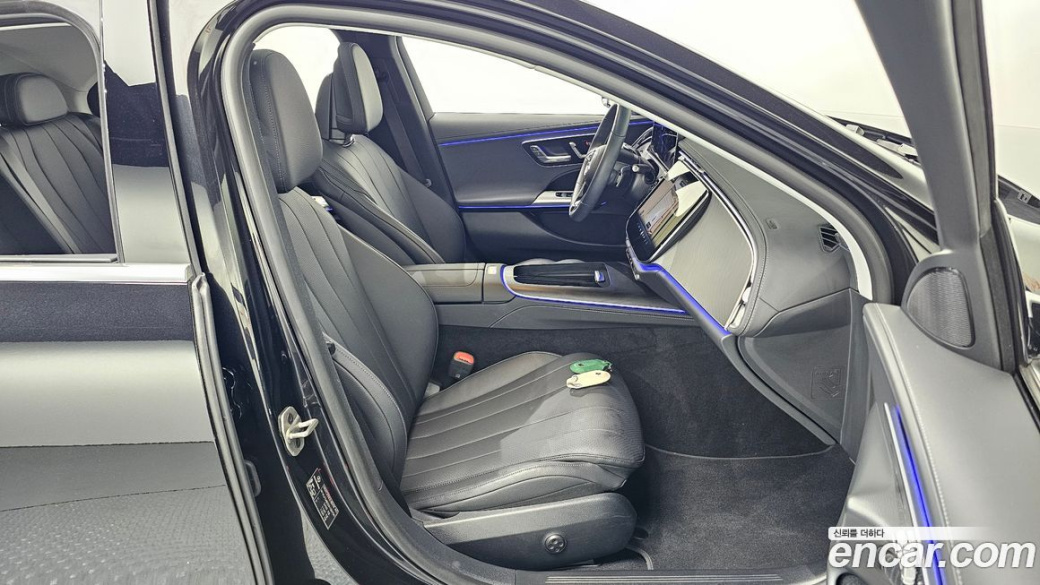 Mercedes-Benz E-Class E200 Avantgarde, 2025